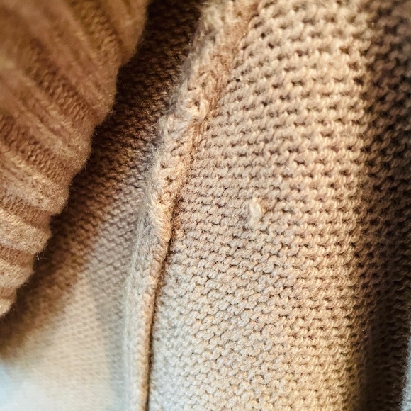 GAP Body women’s long hooded v-neck sweater toggle button SZ M tan beige - Picture 7 of 10